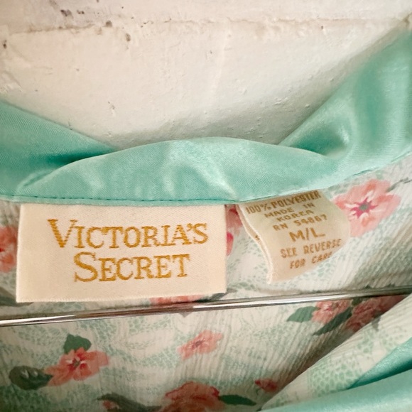 Vintage Victoria’s Secret Floral Nightgown Button Front M/L - Picture 2 of 5